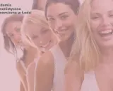 Uśmiechnięte kobiety, symbolizujące motyw kobiety w literaturze, na tle logo Akademii Humanistyczno-Ekonomicznej w Łodzi.