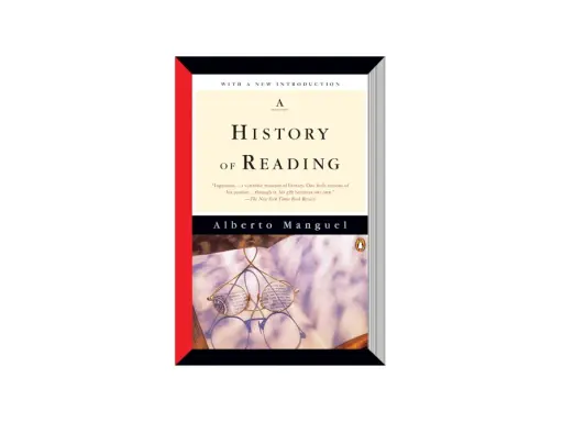 Okładka książki "A History of Reading" Alberta Manguela. Okulary leżą na otwartej księdze, symbolizując bogatą historię czytania.