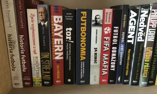 Książka o piłkarzach: "Historia futbolu", "Futbol Obnażony", "FIFA Mafia", "Agent" i inne historie o legendach.
